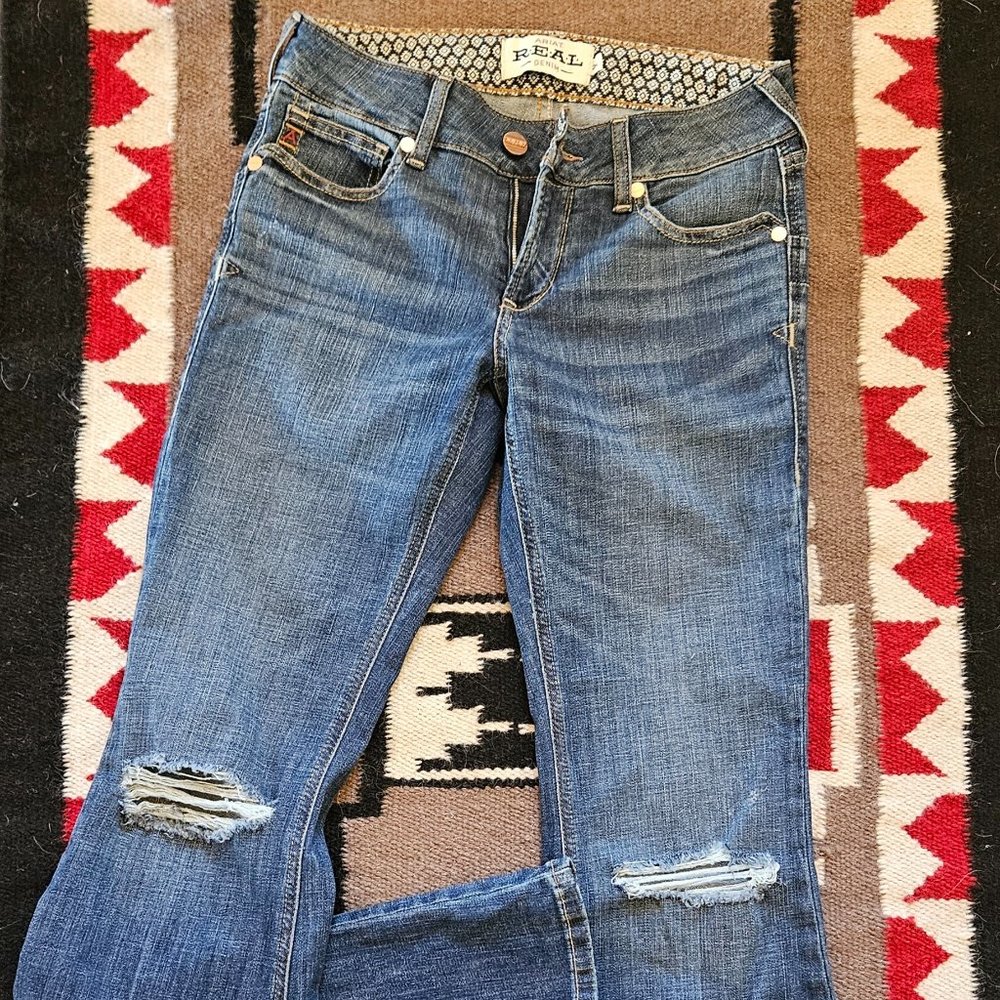 Ariat R.E.A.L Zoe Perfect Rise Flare Jeans